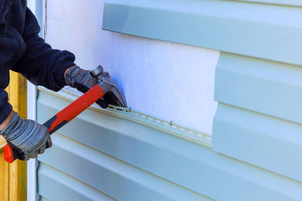 Trusted Emergency Siding Repair service in Milton, IN - Creative Siding